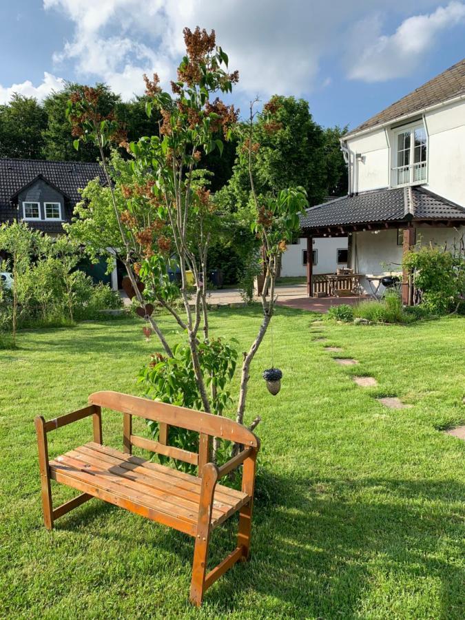 Koebelerhof - Stilvoll Eingerichtete Landwohnung Kordorf エクステリア 写真